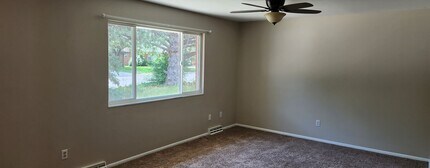 1607 Larch St in Fort Collins, CO - Building Photo - Building Photo