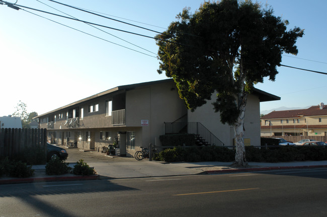 781 Embarcadero Del Norte in Goleta, CA - Foto de edificio - Building Photo