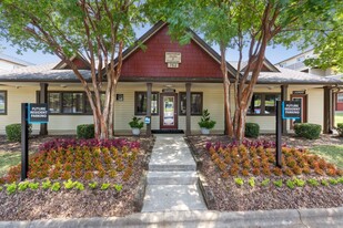 Gable Oaks Apartment Homes