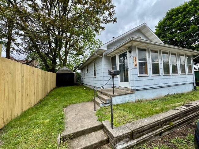 property at 318 S Locust St