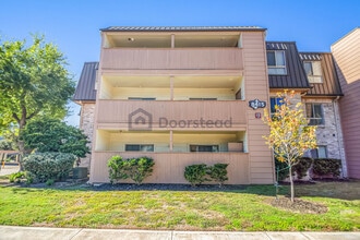 8415 Hearth Dr, Unit Apt 34 in Houston, TX - Building Photo - Building Photo