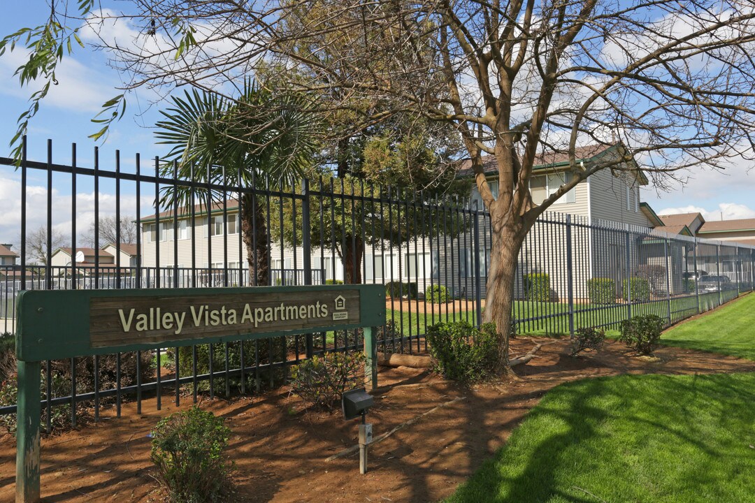 Valley Vista Apartments in Madera, CA - Foto de edificio