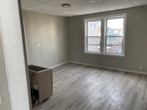 22 Flint St in Fall River, MA - Building Photo - Building Photo