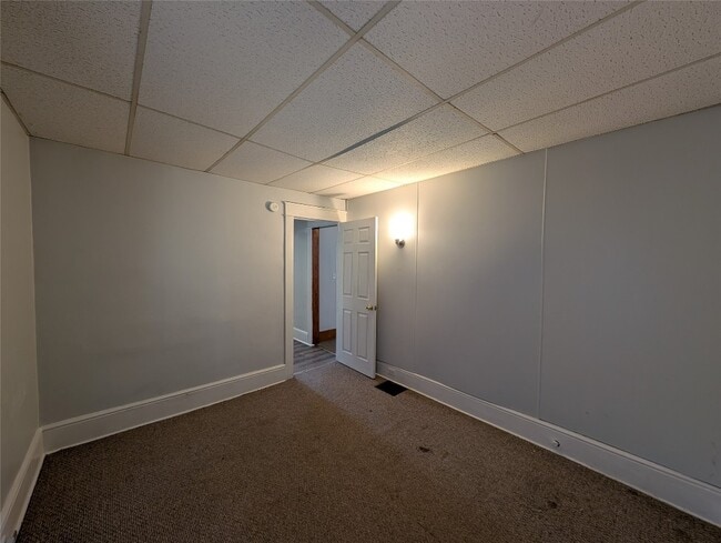 property at 641 W 5th St