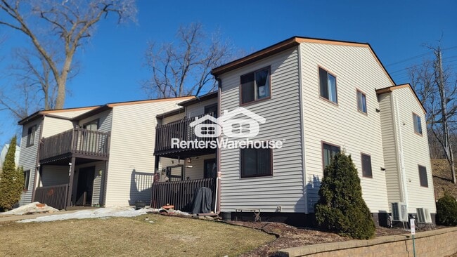 property at 208 S Winter St