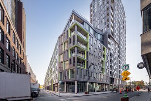 780 Wellington Rue in Montréal, QC - Building Photo