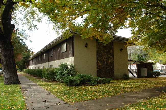 1109 Citrus Ave in Chico, CA - Building Photo - Building Photo