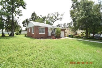 1435 E Paris St in Tampa, FL - Foto de edificio - Building Photo