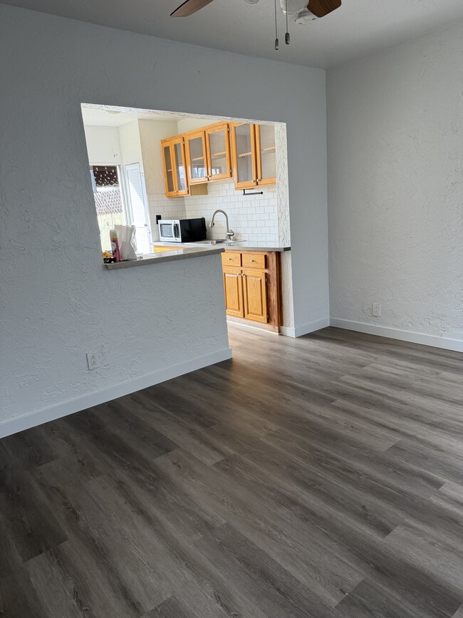 10946 Otsego St, Unit 2