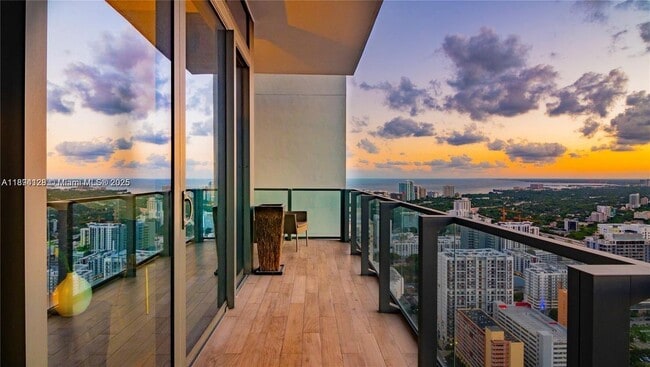 property at 88 SW 7th St