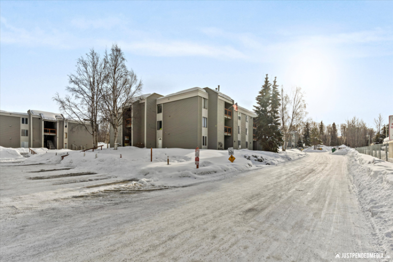 4610 Reka in Anchorage, AK - Building Photo