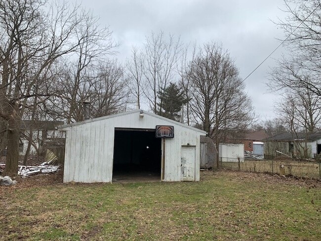 564 Bowman St in Mansfield, OH - Building Photo - Building Photo
