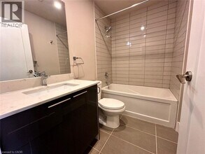 15 Prince Albert Blvd in Kitchener, ON - Building Photo - Building Photo