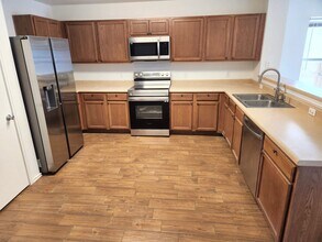 212 Holman Path in Hutto, TX - Building Photo - Building Photo
