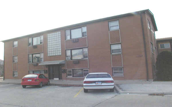 6627-6629 Pershing Rd in Berwyn, IL - Foto de edificio