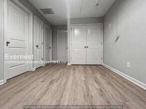 5241 Hanover St in Atlanta, GA - Building Photo - Building Photo