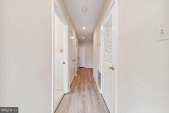 2433 18th St NW in Washington, DC - Building Photo - Building Photo