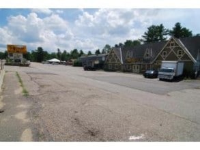 588 Endicott St in Laconia, NH - Building Photo - Building Photo