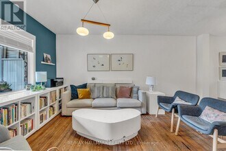 387 Woodfield Rd. in Toronto, ON - Building Photo - Building Photo