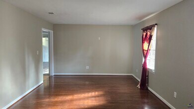 104 Carter Woods Dr in Warner Robins, GA - Building Photo - Building Photo