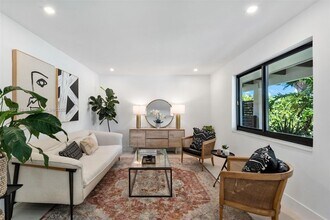 420 SW 19th Rd in Miami, FL - Building Photo - Building Photo