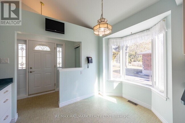 69 Lawson Rd in Toronto, ON - Building Photo - Building Photo