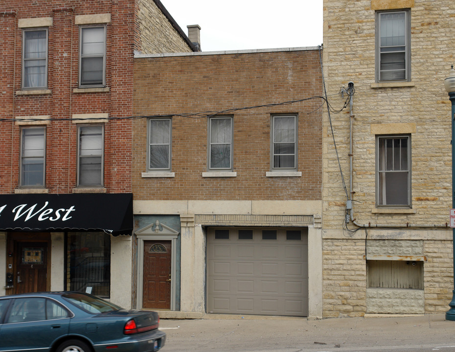 12 W 9th St in Lockport, IL - Building Photo