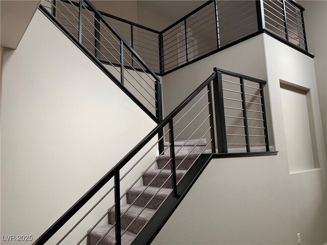 8630 Tortoise Canyon Ct in Las Vegas, NV - Foto de edificio - Building Photo