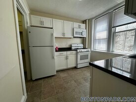 5 Barrows St, Unit 4A in Boston, MA - Building Photo