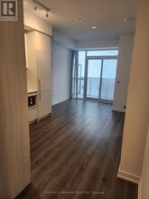 225 Commerce St in Vaughan, ON - Building Photo - Building Photo