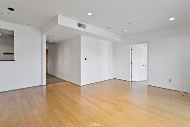 159 W Green St in Pasadena, CA - Building Photo - Building Photo