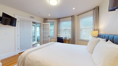 30 Clay St in Cambridge, MA - Building Photo - Building Photo