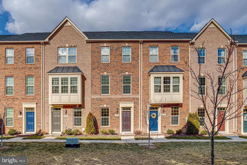 818 S Macon St. in Baltimore, MD - Building Photo