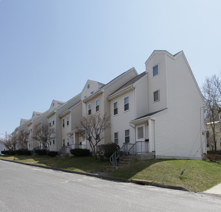 McGill Court in Pittsfield, MA - Building Photo