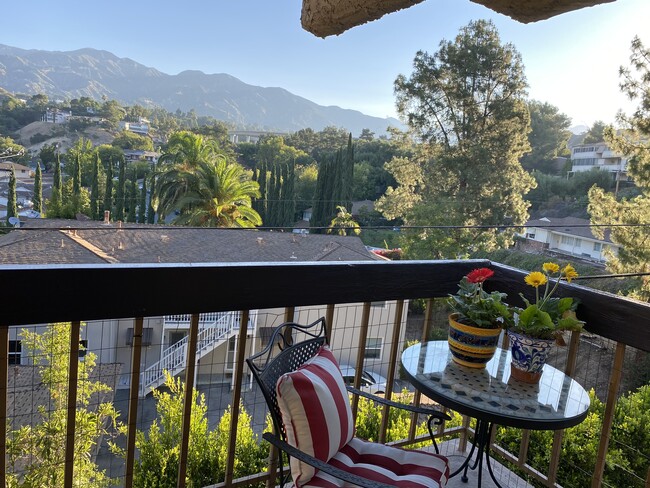 property at 3481 Stancrest Dr
