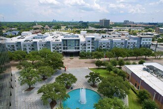 2525 CityWest Blvd, Unit B3A in Houston, TX - Building Photo - Building Photo