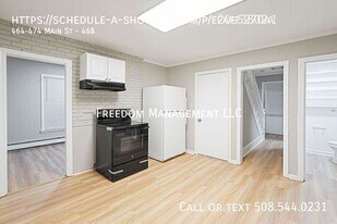 464-474-474 Main St in Hardwick, MA - Building Photo