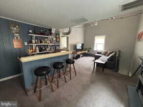 112 Grape St in Philadelphia, PA - Building Photo - Building Photo