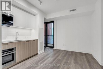 28 Eastern Ave in Toronto, ON - Building Photo - Building Photo