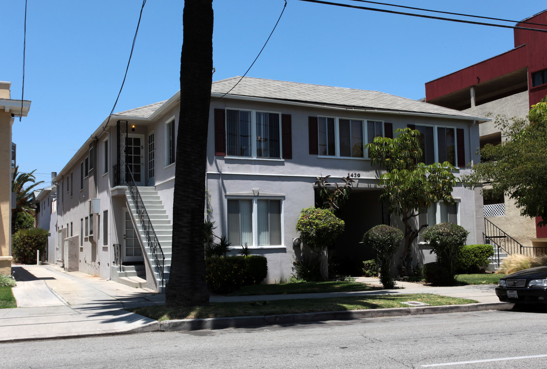 1429 E 3rd St in Long Beach, CA - Foto de edificio