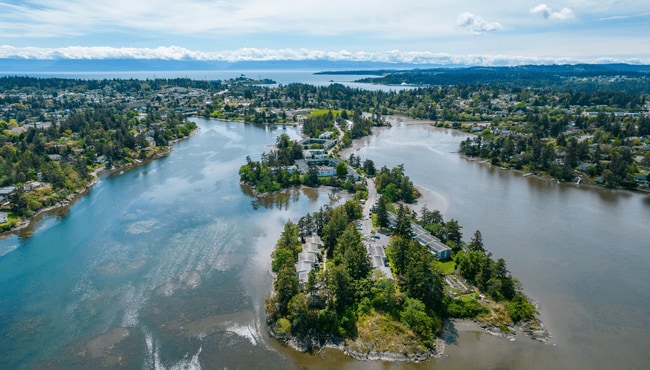 Christie Point in Victoria, BC - Building Photo - Building Photo