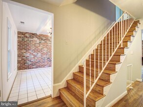 1012 N Pelham St in Alexandria, VA - Building Photo - Building Photo