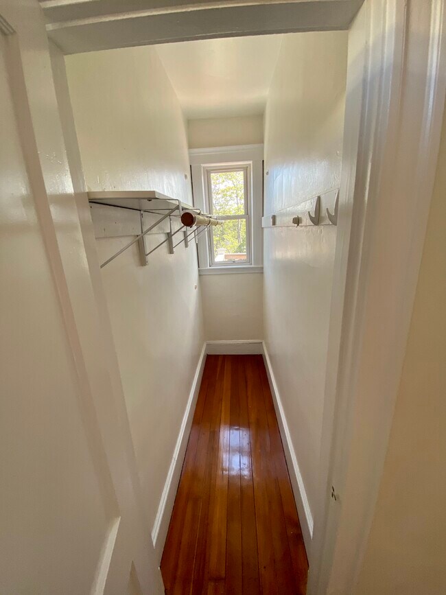7 Harvard Ter, Unit 2 in Boston, MA - Building Photo - Building Photo