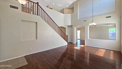 7132 W Warner St in Phoenix, AZ - Building Photo - Building Photo