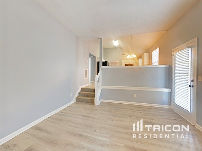 1100 Village Oaks in Jonesboro, GA - Building Photo - Building Photo