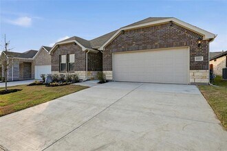 2222 Rannoch St in Sherman, TX - Building Photo - Building Photo