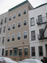 247 Jefferson Ave in Brooklyn, NY - Building Photo - Building Photo