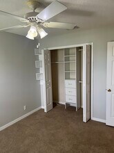 1018 Bella Vista Dr NE in St. Petersburg, FL - Building Photo - Building Photo