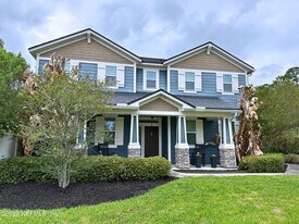 7048 Rosabella Cir in Jacksonville, FL - Building Photo