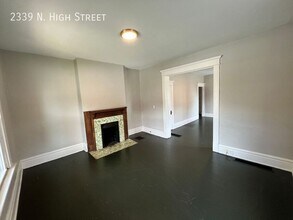 2339 N High St in Columbus, OH - Building Photo - Building Photo